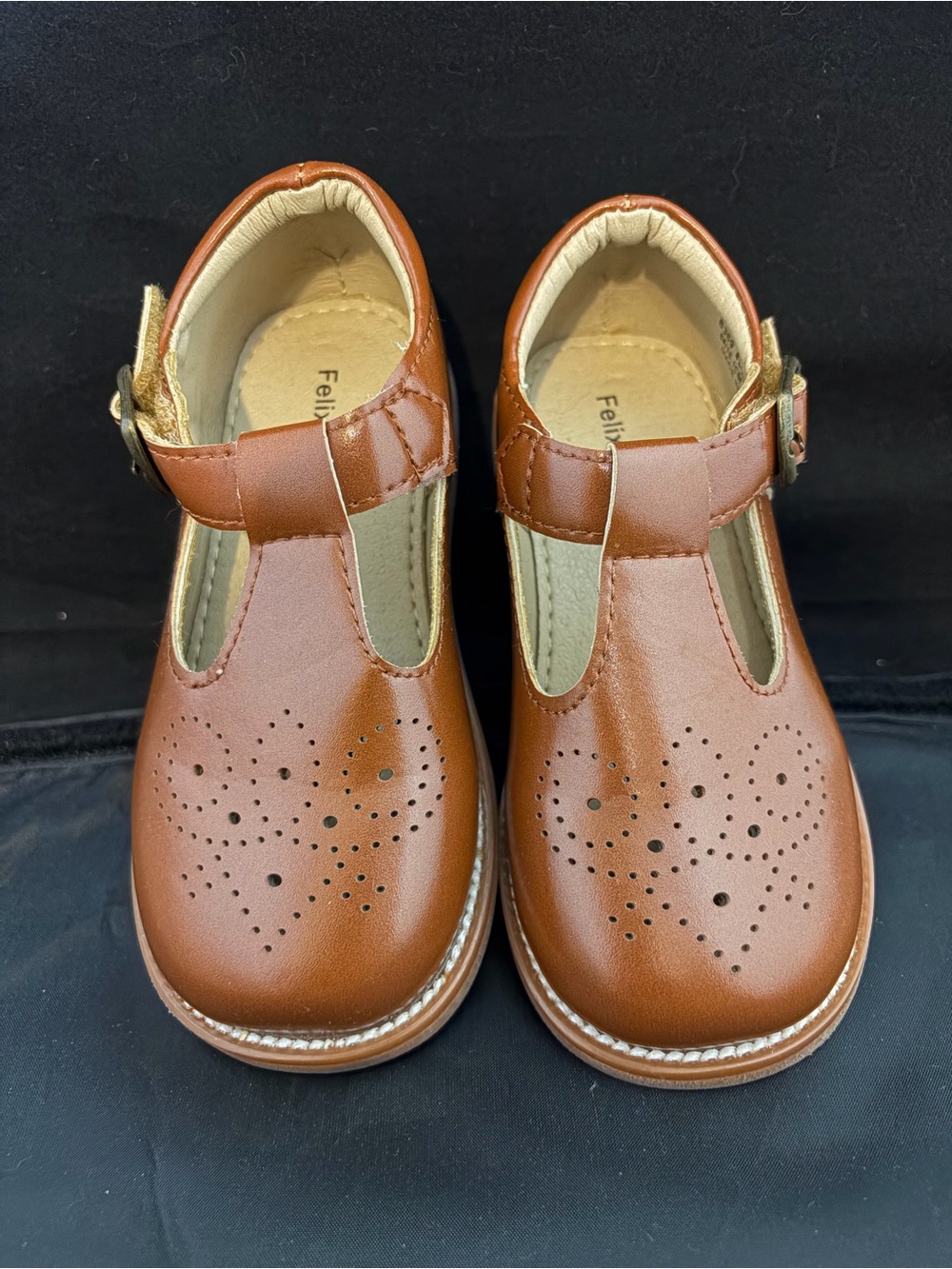 Felix & Flora Brown T-Strap Mary Jane Shoes w/Delicate Cutouts Size 8 "Like New"